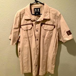 EUC: never really worn Under Armour shirt. Just washed once and forgot about it